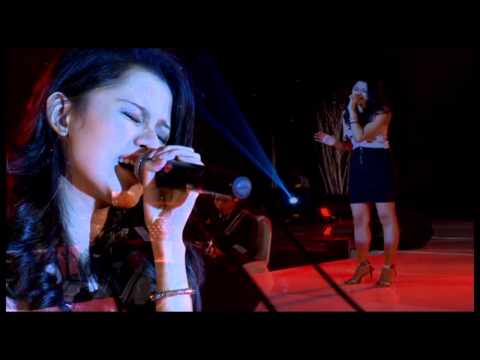 Performance 50 Besar: DINDA - Surabaya