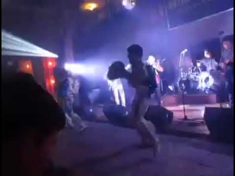 DUELE SENTIR QUE AUN TE AMO - SAYA / GAITANCITO