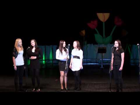 8. klasside tütarlaste ansambel, "Meie kaks"