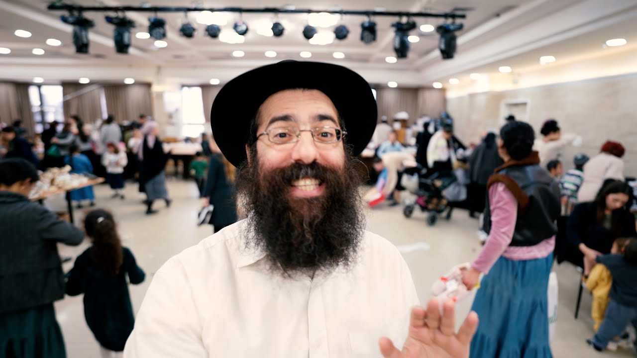 How Religious Jews in Israel Shop For Passover