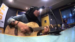 Download lagu Deanna Hussin Selalu Ada... mp3