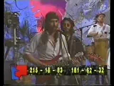 манго манго солист. владимир поляков гитарист манго-манго. манго-манго таких не берут в космонавты. группа манго-манго. манго таких не берут в космонавты.