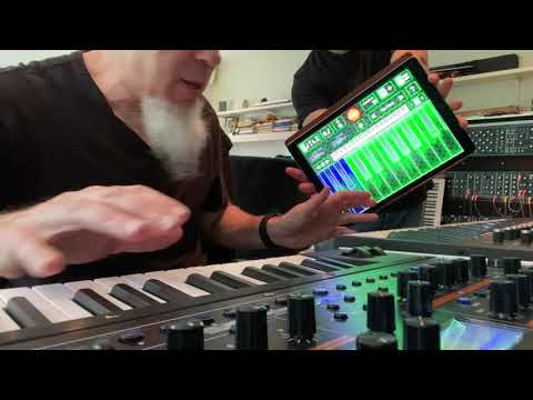 WIDI Master & Jordan Rudess - Bluetooth MIDI by CME