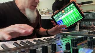 Video thumbnail for WIDI Master & Jordan Rudess - Bluetooth MIDI by CME by CME Pro - The MIDI Experts