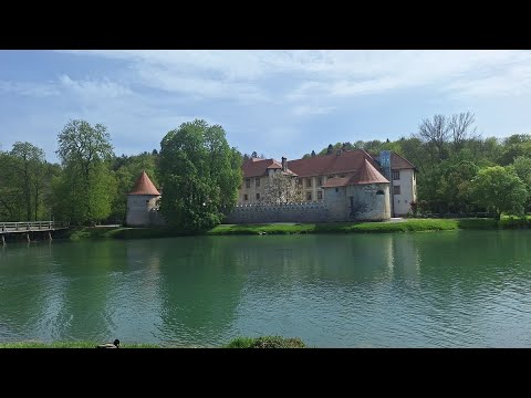 Visiting Otočec Castle in Slovenia
