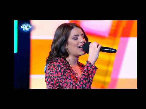 Bella così batti live chadia Rodriguez e Federica carta