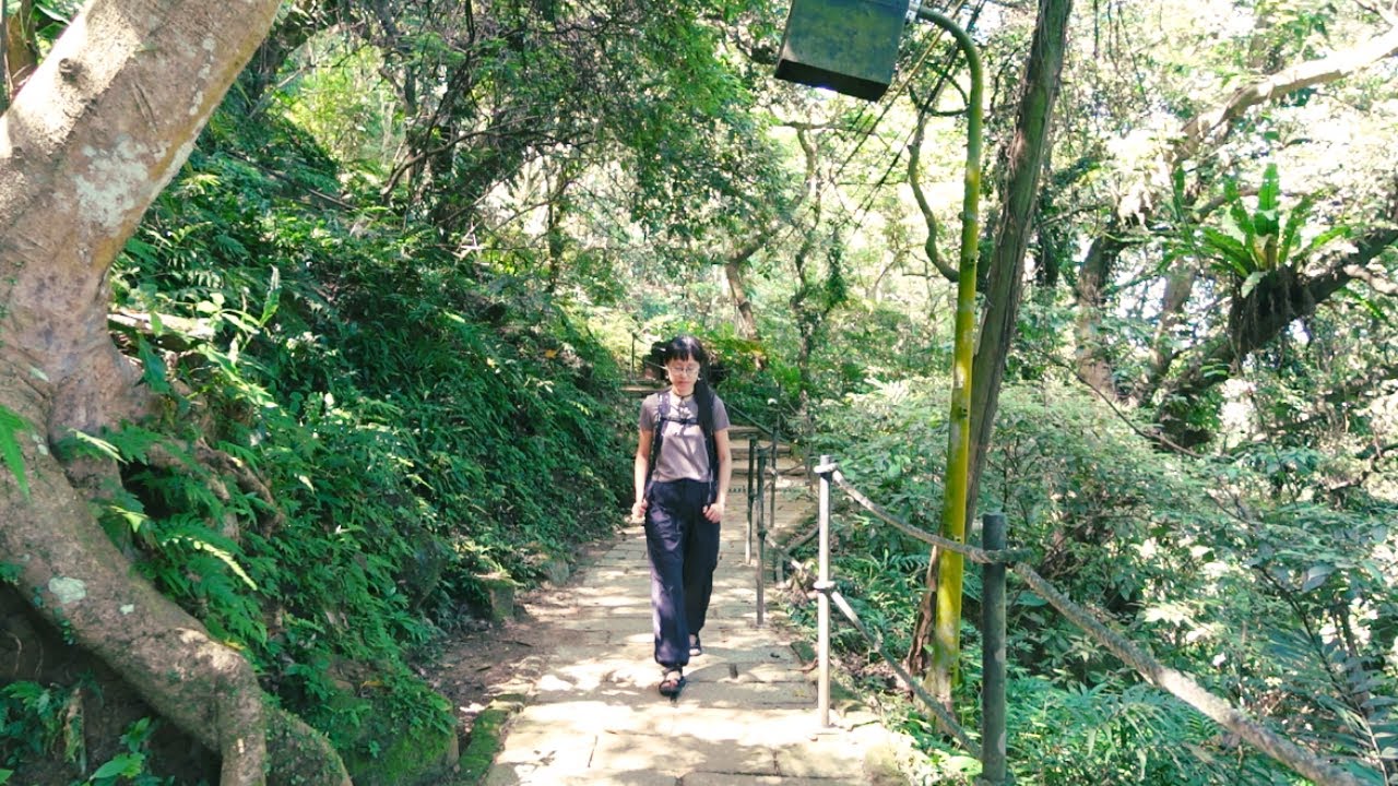 Goodbye: The Life Story of a Random Stranger Online (Story 1)