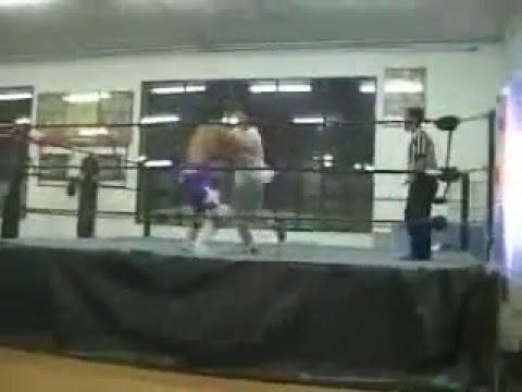 Steven Strike vs. Andres Diamond