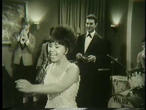 ELZA SOARES │ O neguinho e a senhorinha (1965)