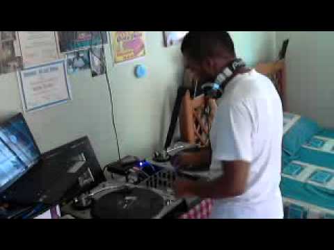 DANGER LUV MIX BY DJ GLAMMA