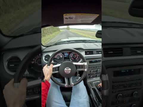0-100 Ford Mustang 3.7 V6 - 305 PS (2013) #shorts #viralvideo #bestcar #acceleration #bestsound