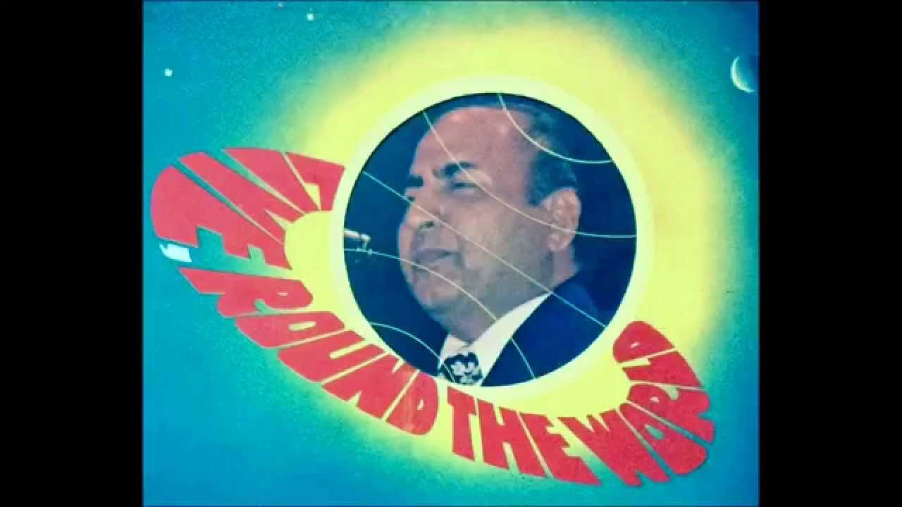 Idhar Bhi Haseena Udhar Bhi Haseena, Kisine Dil Luta, Kisine Dil Chhina Lyrics | Girls Hostel | Mohammed Rafi | Ravi