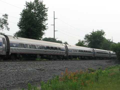 Amtrak Lakeshore Limited Blasting Its Horn Excellent Sound Speakers On Max!!