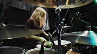 As I Lay Dying - An Ocean Between Us (Live)