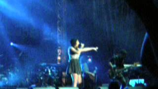 Ewa Farna - Ekranowa lalka(Chorzów, 11.09.2011) Ewa Farna - Ekranowa lalka(Chorzów, 11.09.2011)