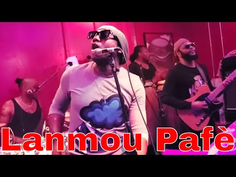 Lanmou Pafè Klass live @ Cloe's Lounge Brooklyn NY 24 DEC 2019