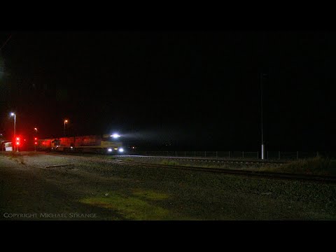 2PM5 Pacific National Freight Train At Night (30/7/2020) - PoathTV Australian Railways