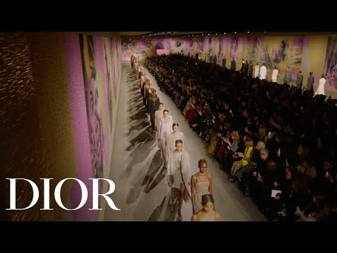 Dior Spring-Summer 2023 Haute Couture Show thumnail