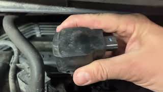 Honda Fit GK5 2018-2020 EASY Spark plug or coil replacement.