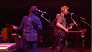 Them Crooked Vultures - Gunman &amp; New Fang (Coachella 2010)
