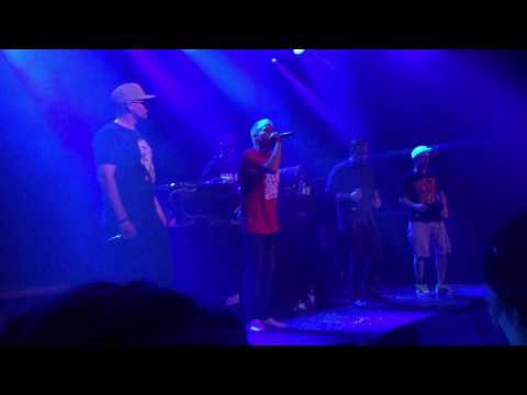 Raimo & MC Taakibörsta – Riskei on otettava – Live Tavastia 26.11.2016
