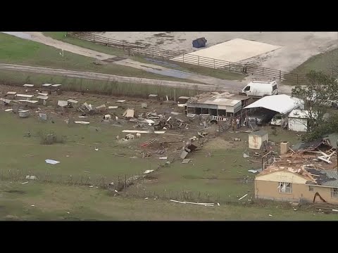 Tornado causes extensive damage to homes near Decatur