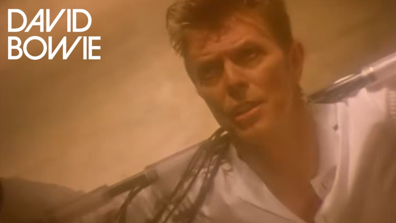 David Bowie, Pet Shop Boys - Hallo Spaceboy (Official Music Video) [HD] - YouTube