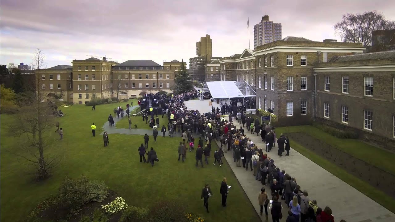 University of Leicester Richard III Ceremony Time-lapse - YouTube