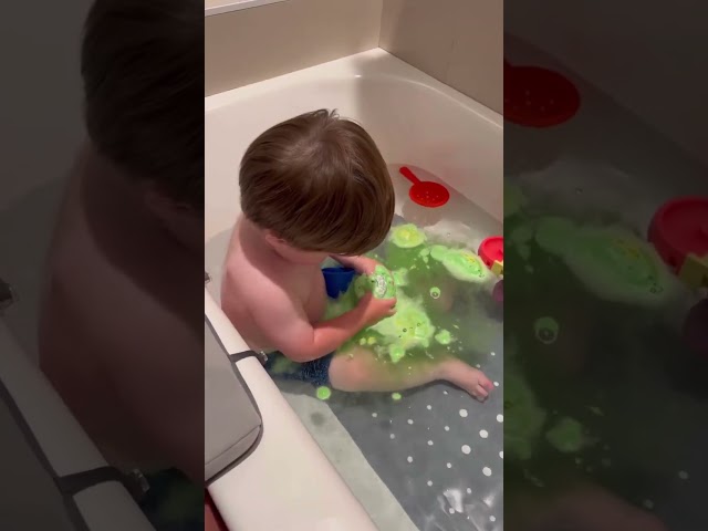 Vídeo relacionado con INKEE Bomba De Baño con Sorpresa De Galupy Unicorn, Bomba de Baño para Niñas con figura 3D de Unicornio, Aroma a Caramelo
