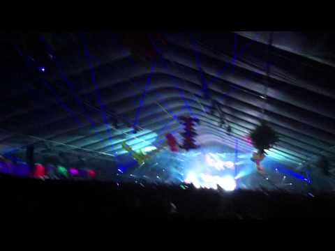 Manufactured Superstars - Smells Like Teen Spirit/Killer - Beyond Wonderland 2011