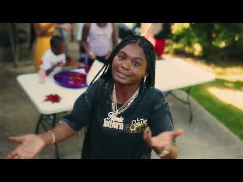 Poison Ivi and PoisonBars