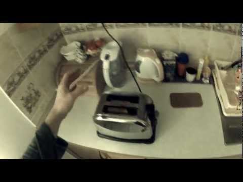 VŠMU Strih - Videovizitka - Nevyplatí sa vstávať lavou nohou!