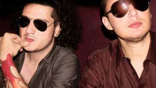 Plastilina Mosh - Banano&#39;s Bar (Piano section)