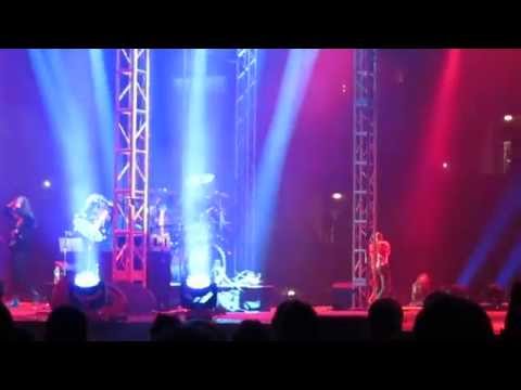 DANIEL LANDA - Muži s padáky (Žito Tour Bratislava 2014)