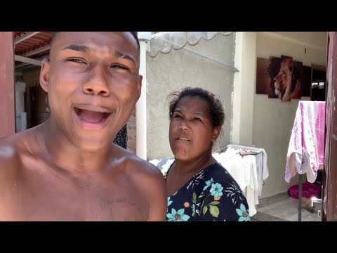 Na virada do Natal ou do Ano Novo era só um rajadão pro alto kkkkkkkk 🤣🤣🤣🤣