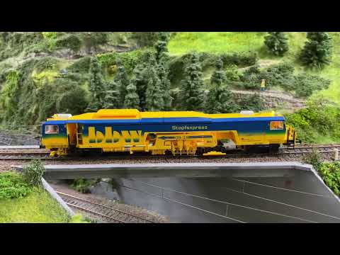 BBW Stopfexpress 09-3X von Viessmann  im Nebenbahngleis Bf Spitze - Bodenheim im ECGL