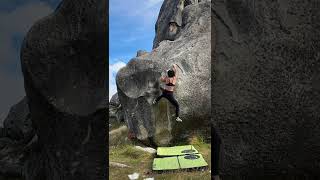 Video thumbnail of Dominatrix Sit, V7. Castle Hill