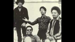The Meters Chug Chug Chug a Lug "live1978"