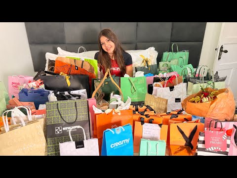 Abrindo meus presentes da minha festa de 13 anos!!!