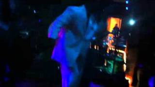 BrickHouse-Slippery When Wet