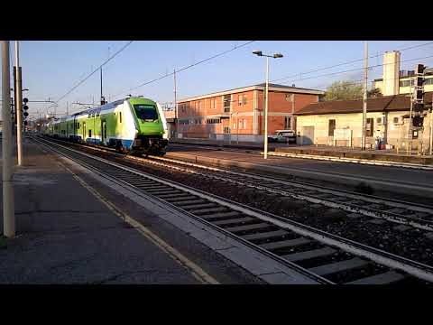ETR421 018 Trenord - Milano Greco 19/03/2021