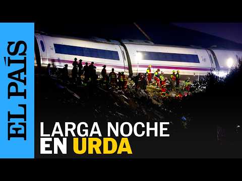 Los servicios de emergencias continúan con labores de desescombro nocturno en Toledo | EL PAÍS