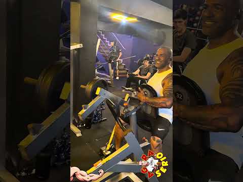 REPÓRTER FAVELA NA ACADEMIA DE MUSCULAÇÃO URÂNIO DE JUQUITIBA