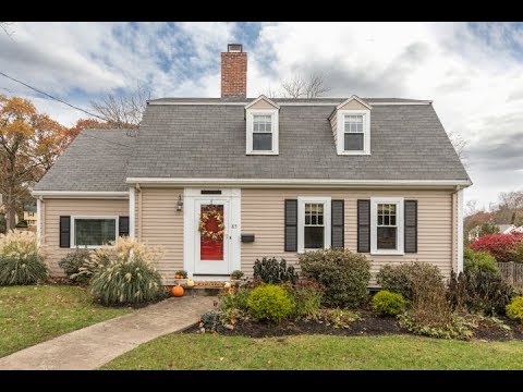 85 Locksley Rd, Lynnfield MA - Christina Hixon - Tel 781-367-8584