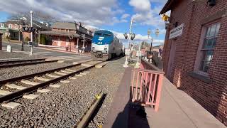 (Old video) Amtrak hfd line approaching Windsor station