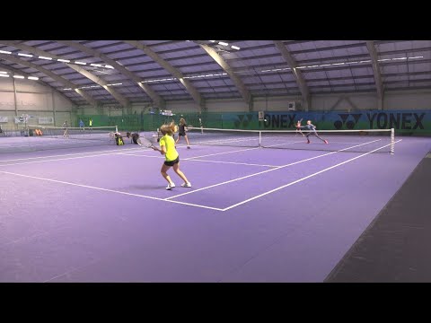 Tenistce Kateřině Fukalové se na rožnovském turnaji staršího žactva dařilo