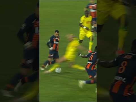 Petit 🌉 de Téji Savanier sur Pallois 🤯 #ligue1ubereats #mhsc #tejisavanier  #fcnantes #petitpont