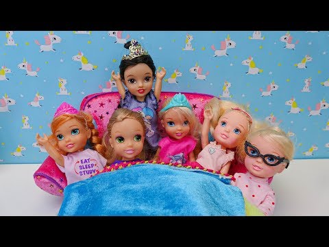 Elsa and Anna toddlers sleepover part2