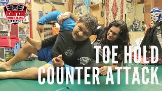 How To Counter Attack With Toe Hold