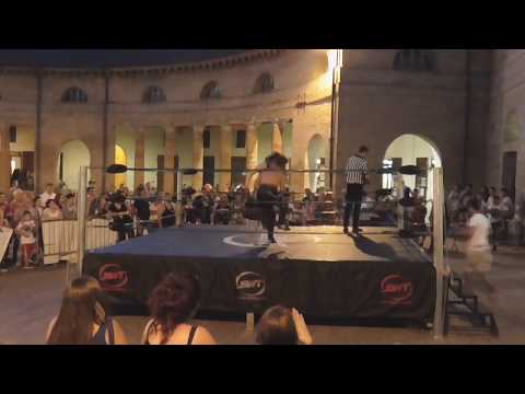 Frankie Mastino vs Lydia Shaw